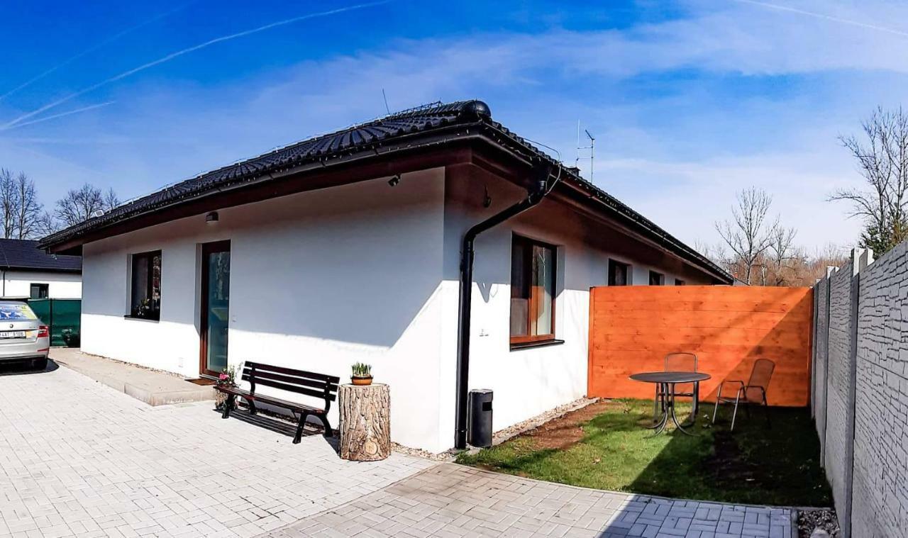 Dubova Apartment *